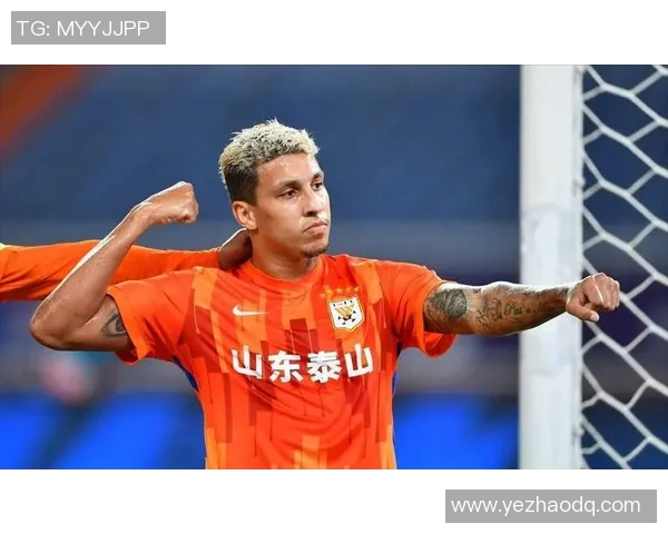 国安与鲁能比赛裁判信息揭晓引发球迷热议与关注